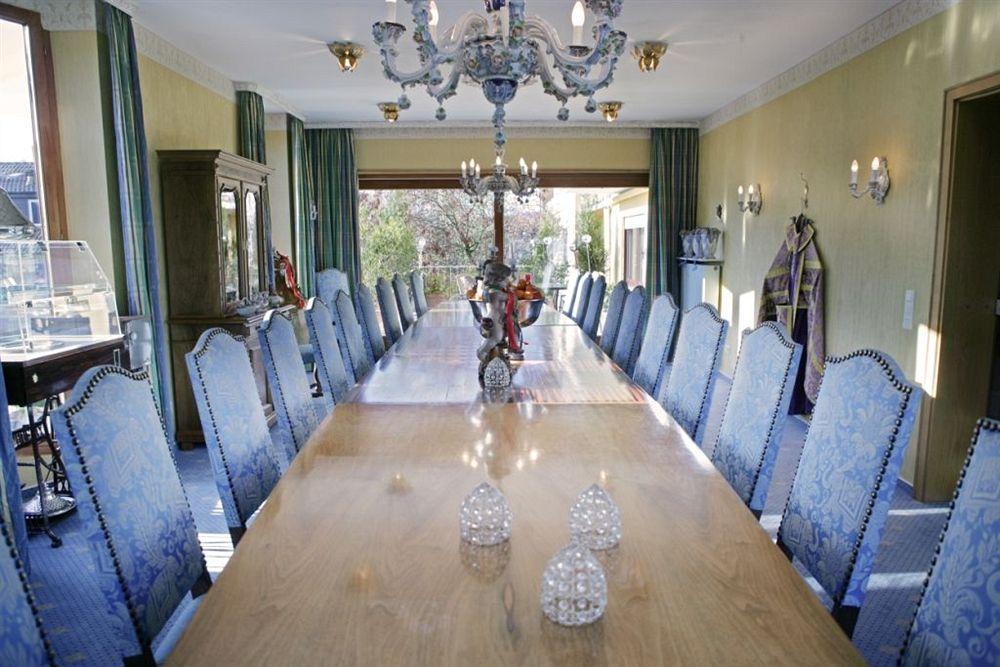 ויארנהים Hotel-Restaurant Central Am Koenigshof מראה חיצוני תמונה