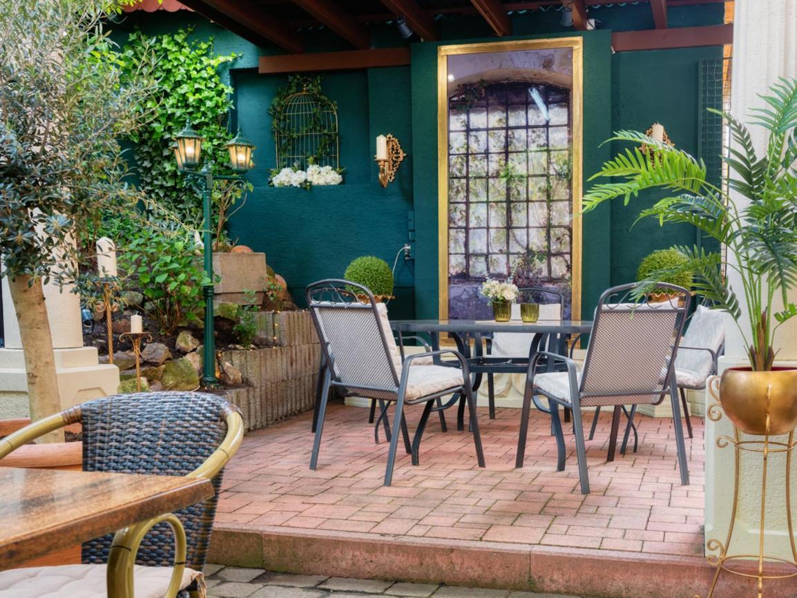 ויארנהים Hotel-Restaurant Central Am Koenigshof מראה חיצוני תמונה