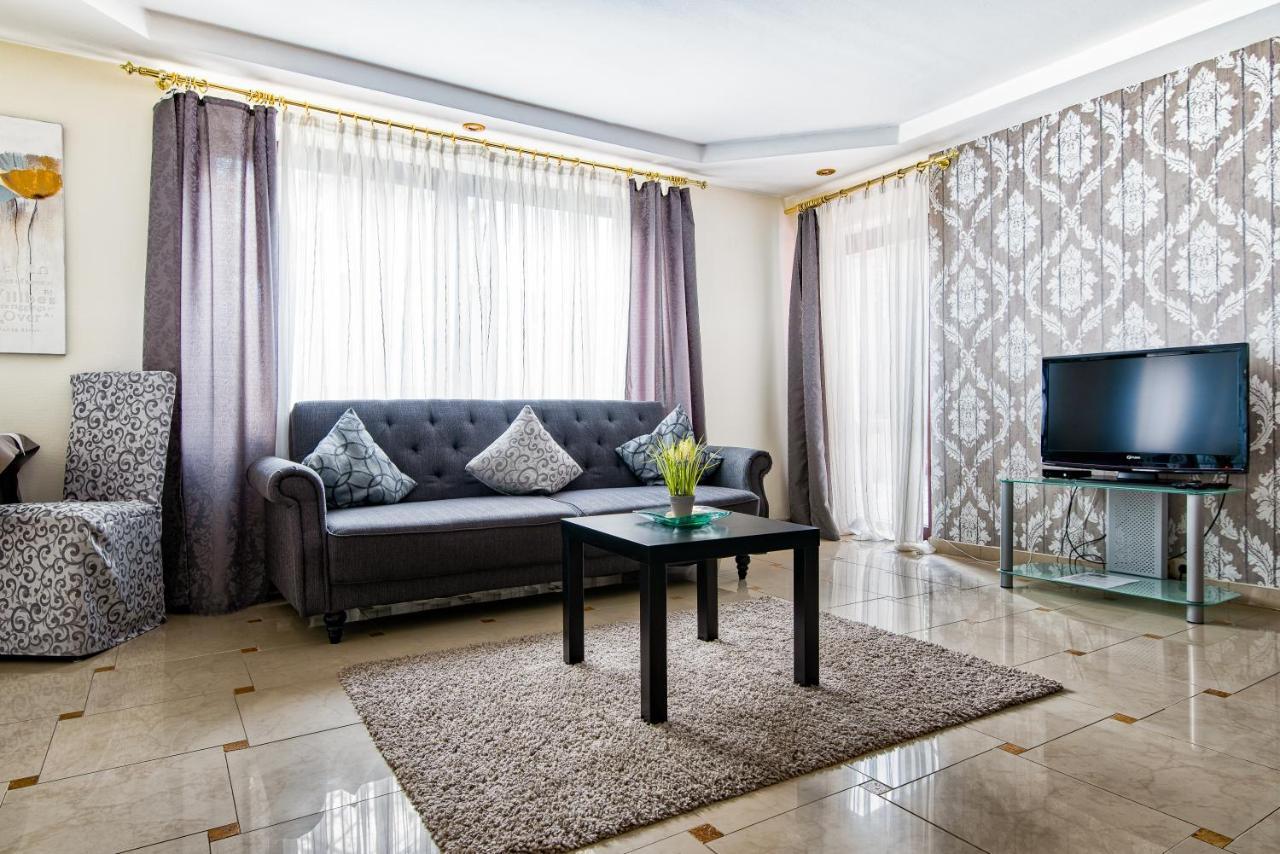 ויארנהים Hotel-Restaurant Central Am Koenigshof מראה חיצוני תמונה